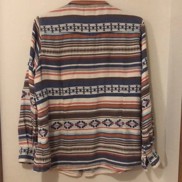 Ariat Real Tribal western wear, snap button down shirt XL - Picture 5 of 5